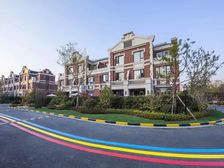 玖熙墅联排精装别墅 带车位 红木风格 诚心出售