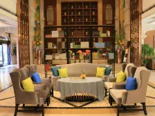 龙洲湾 阳光100阿尔勒一期六房160万