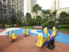 湘潭市岳塘区万达华府带车位毛坯四房