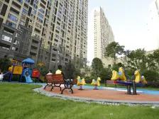 市政府商圈万达华府A区难得优质170平正规大四房