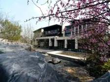 西边套,视野开阔,独门独院,采光很好,墅传国风