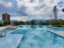 悦山府一期精装大三室,房东自住保持较好