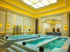 金石滩住宅产权联排别墅 边户边园子有车库