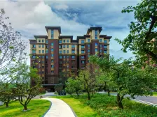 房子是一楼带院洋房 毛坯三室 南北户型