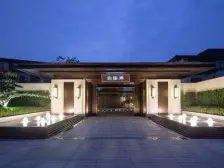 一线江景 大平层 住家舒适度安逸得很 价格可以聊