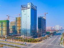 置地双清湾天悦,洋房顶楼带阁楼,140平4室,精装房