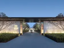 视野宽阔+采光充足+地下室+庭院+精装修+产权车位