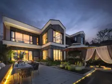 城南新区 中国铁建山语城山栖三房185万