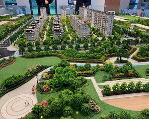 出售高速玖玺249平方1跃5跃6跃7纯毛坯加地下室两层
