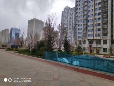 西站豪布斯卡沁园 三室二厅精装修有家具家电采光好