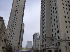 豪布斯卡璟园 中间层 三室两卫 精装修 拎包入住