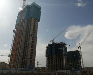 环境优美,户型方正,明厨明卫。
