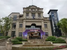 港龙商圈旁次新品质大三房 清水可随意装修