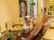 洋房小区里的高层,视野开阔,可以看见璧南河。