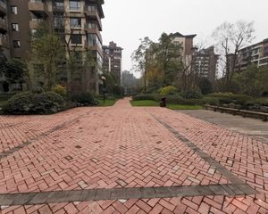 闲山悦五区 3室1厅 西南