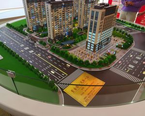 新小区电梯房H户型有储藏室和车位三室两厅两卫