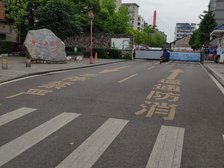 紫云英花园 5室3厅 南 北