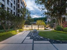 鼓楼金茂物业,电梯复式楼,端头户型,全新毛坯4房