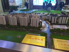 绿地璀璨天城~有钥匙随时看房~价格可谈