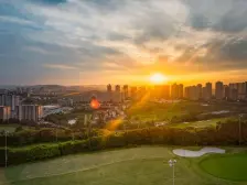 碧桂园天麓、端户上叠、带2产权车位、头排高尔夫球场视野