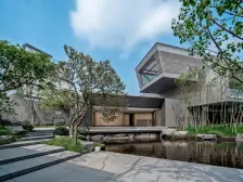 曲水风和石上 端户 带150平的花园