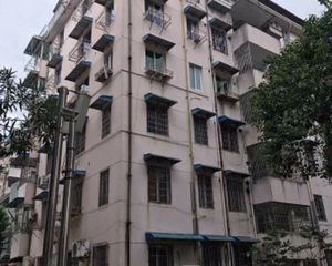 房子双朝南、太阳全天晒、视野无阻装修清爽。