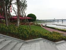 滟澜洲花漾里小高层,精装修,8楼采光好,楼间距开阔