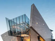 玻璃外墙大平层,独门独户,板式通透,四房四卫