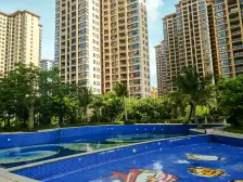 万宁木棉山庄 自带泳池 离医院近 两房 楼下就大型圈