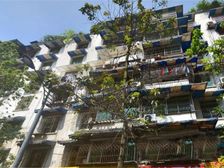 出行方便,小区环境好,户型方正,居住方便舒适