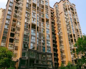 蝴蝶洲3室2厅东南