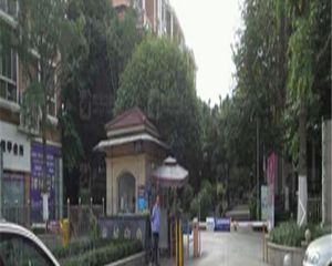 玉泉黄河路,精装内跃套五,带屋顶花园,有车位