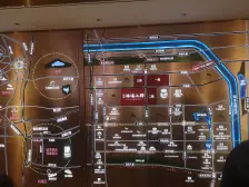 正规商品房 次新小区 中间好楼层 出行方便 有电梯 停车方便