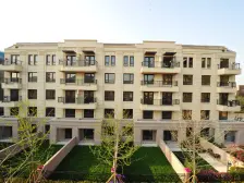 鲁能南五叠拼别墅 一层跃二层 四室两卫 精装