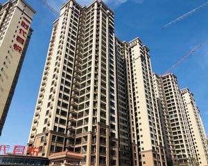 时代君悦4室2厅南