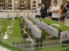 房子全新 空调地暖 车位储藏室都有 看房方便