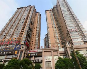 春天国际2室2厅南