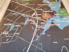 保利大横厅业主诚心央企品牌,质量好,湖景视野开阔