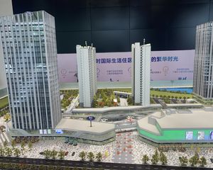 太平洋广场次新楼盘 精装修三房两厅两卫有软装!