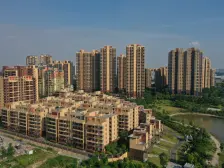 狮山博爱湖旁小高层住宅 东南向 采光充足