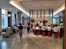 此房精装修。全屋地暖,全屋定制 115米楼间距