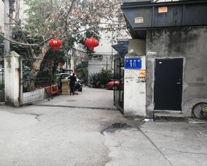 三洞桥路16号 3室1厅 南