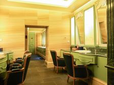 金舆东华4室1厅南北