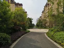 看江洋房,视野广阔舒适,环境安静,空气清新居家安逸