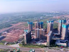 凤凰湖 世纪金马旺龙湖揽景四房98万