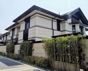 东郊湿地公园旁独栋别墅格局好采光好带大面积绿地