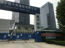 依山傍水+小高层上下复式+精装修+户型好+奥特莱斯