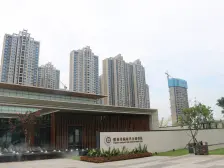 滴水湖旁时代公馆大三房带车位出售