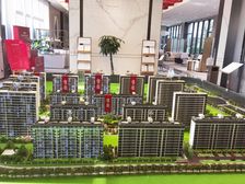 全新小区,户型方正,养老楼层,房东诚心卖的。