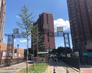 万达富泰庄园+两室南北通+毛坯随意装+位置好采光好